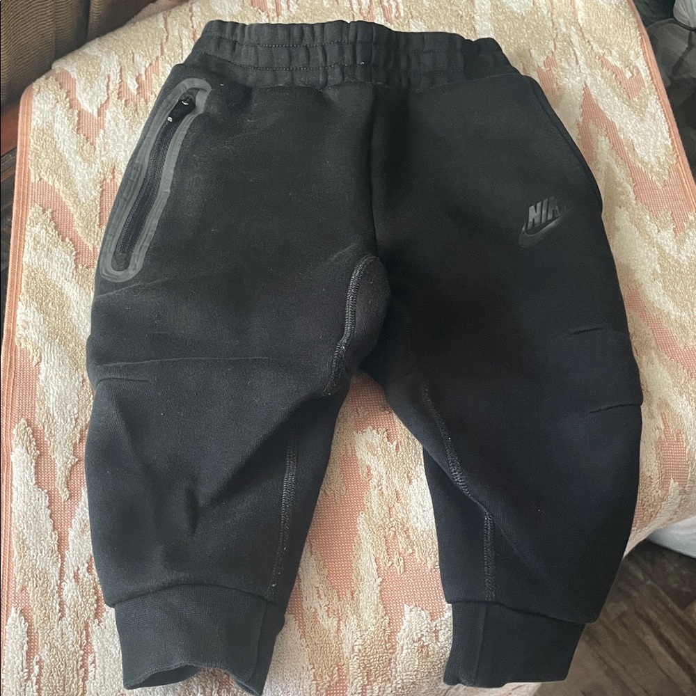 Nike Kids Black Sweatpants